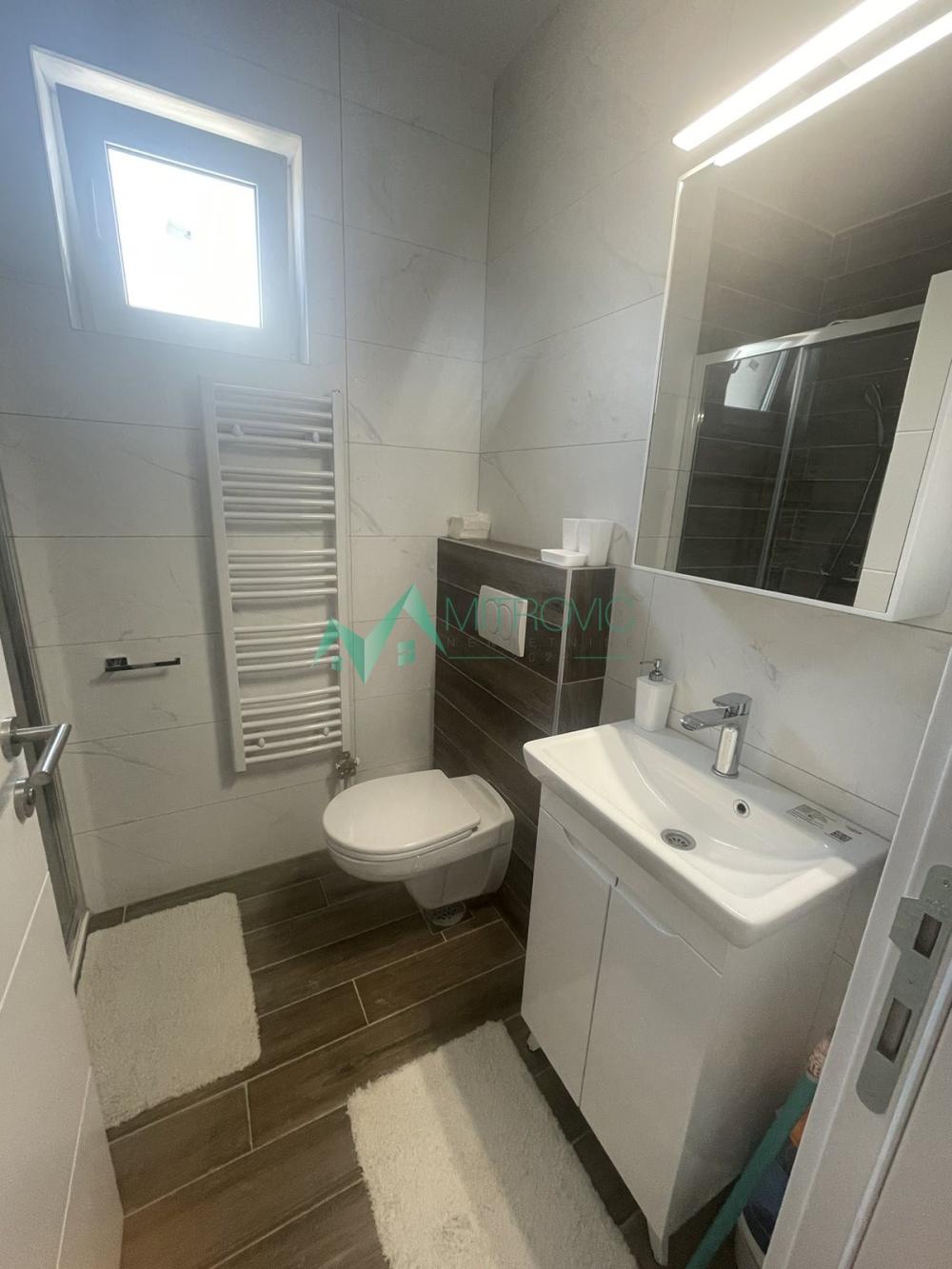 Slika 8 - Dvosoban stan za izdavanje, 43m2, 550€