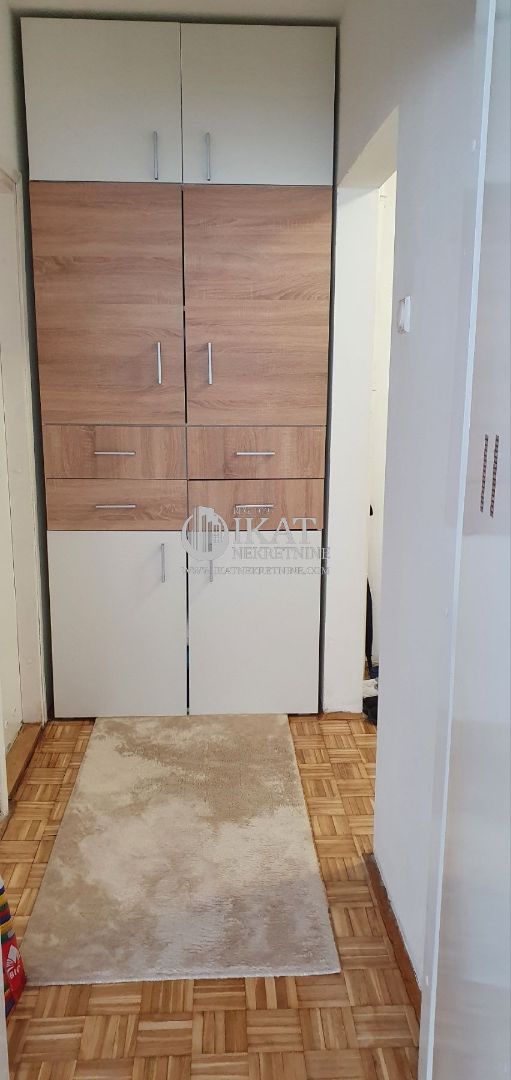 Slika 11 - 16. oktobra, Trosoban stan za izdavanje, 60m2, 550€