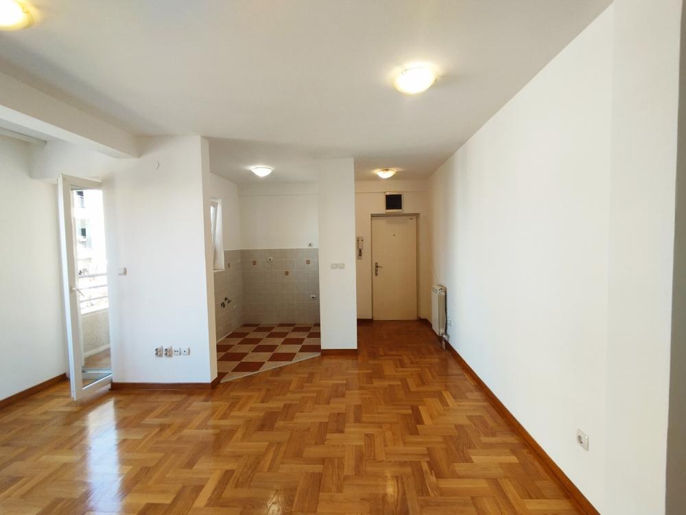 Slika 7 - Kajmakcalanska, Trosoban stan na prodaju, 65m2, 305.500€