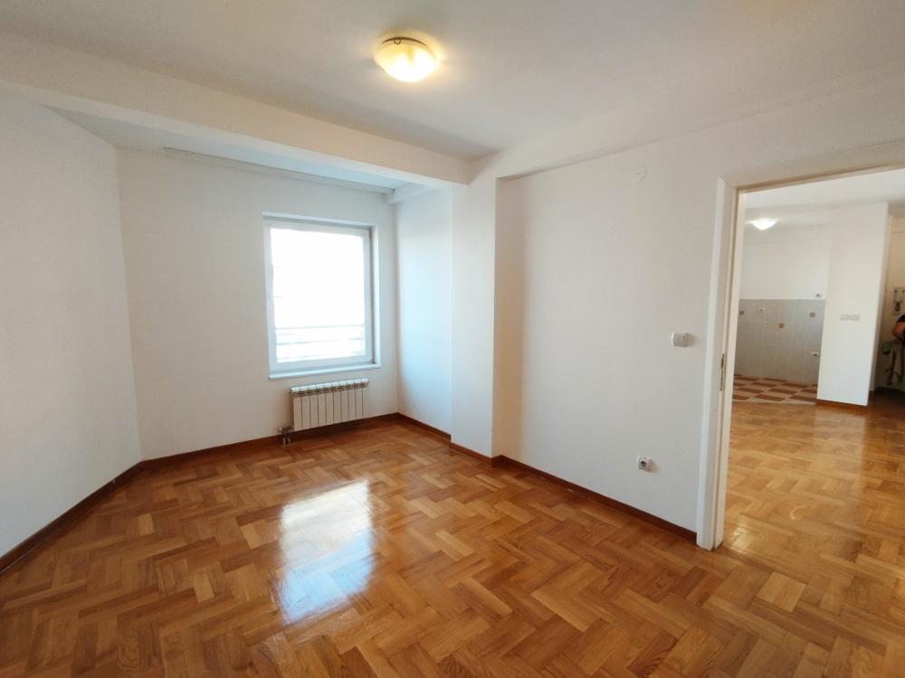Slika 10 - Kajmakcalanska, Trosoban stan na prodaju, 65m2, 305.500€