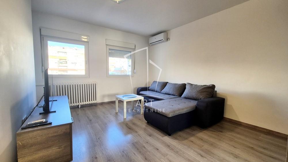 Slika 1 - Otona Župančiča, Dvosoban stan za izdavanje, 46m2, 700€