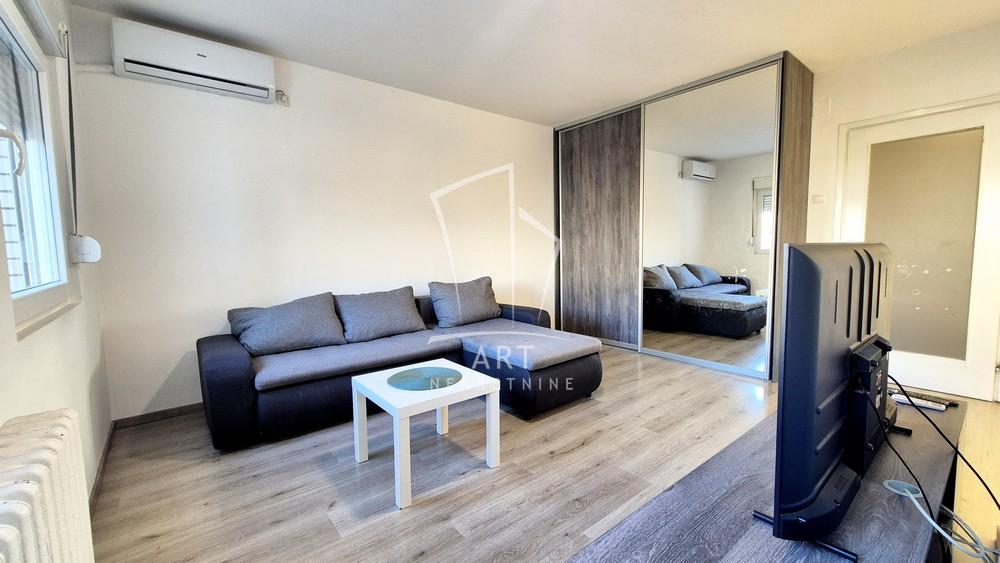 Slika 2 - Otona Župančiča, Dvosoban stan za izdavanje, 46m2, 700€