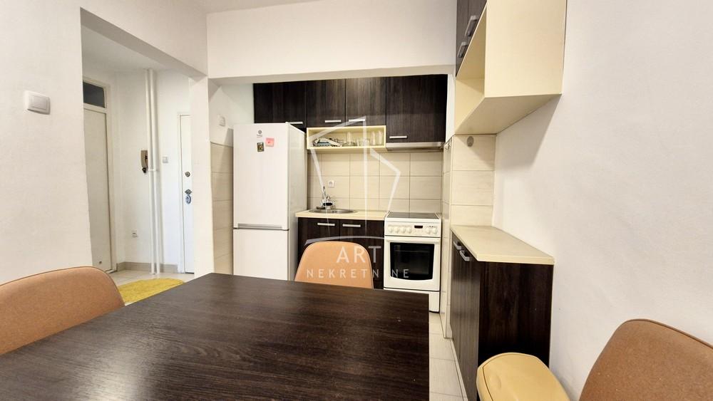 Slika 5 - Otona Župančiča, Dvosoban stan za izdavanje, 46m2, 700€