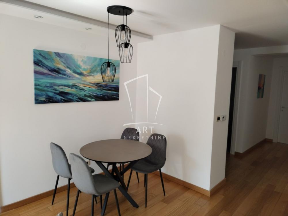 Slika 9 - Krfska, Troiposoban stan za izdavanje, 74m2, 1.200€