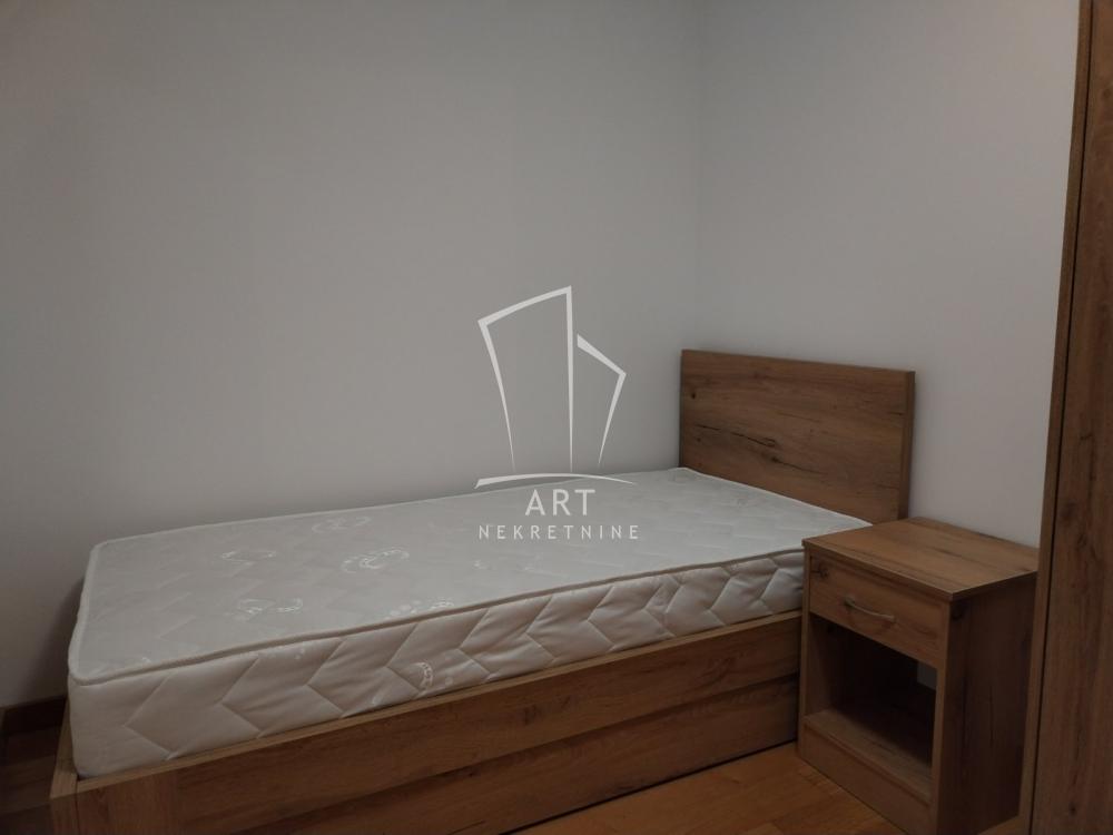 Slika 4 - Krfska, Troiposoban stan za izdavanje, 74m2, 1.200€