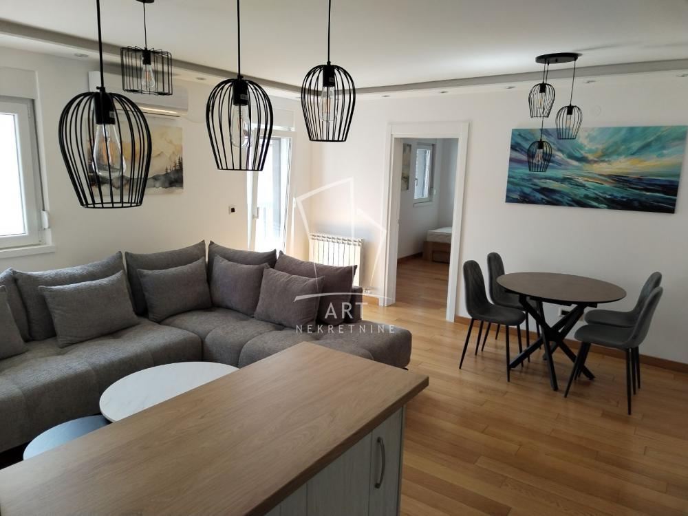 Glavna slika -Krfska, Troiposoban stan za izdavanje, 74m2, 1.200€
