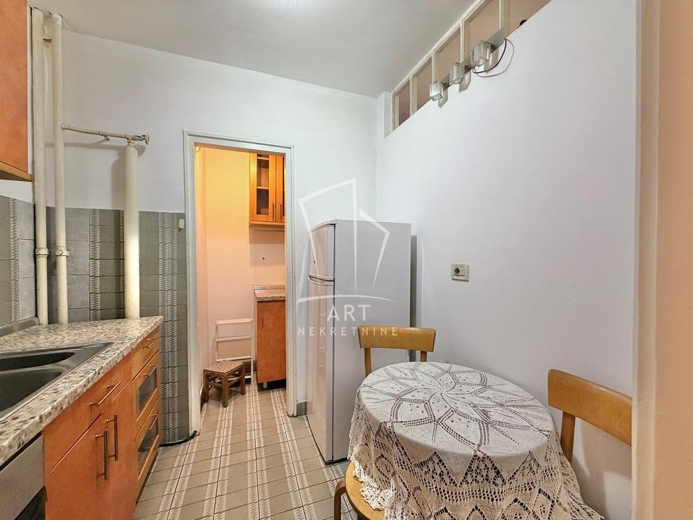 Slika 8 - Pariske komune, Jednosoban stan na prodaju, 33m2, 139.000€