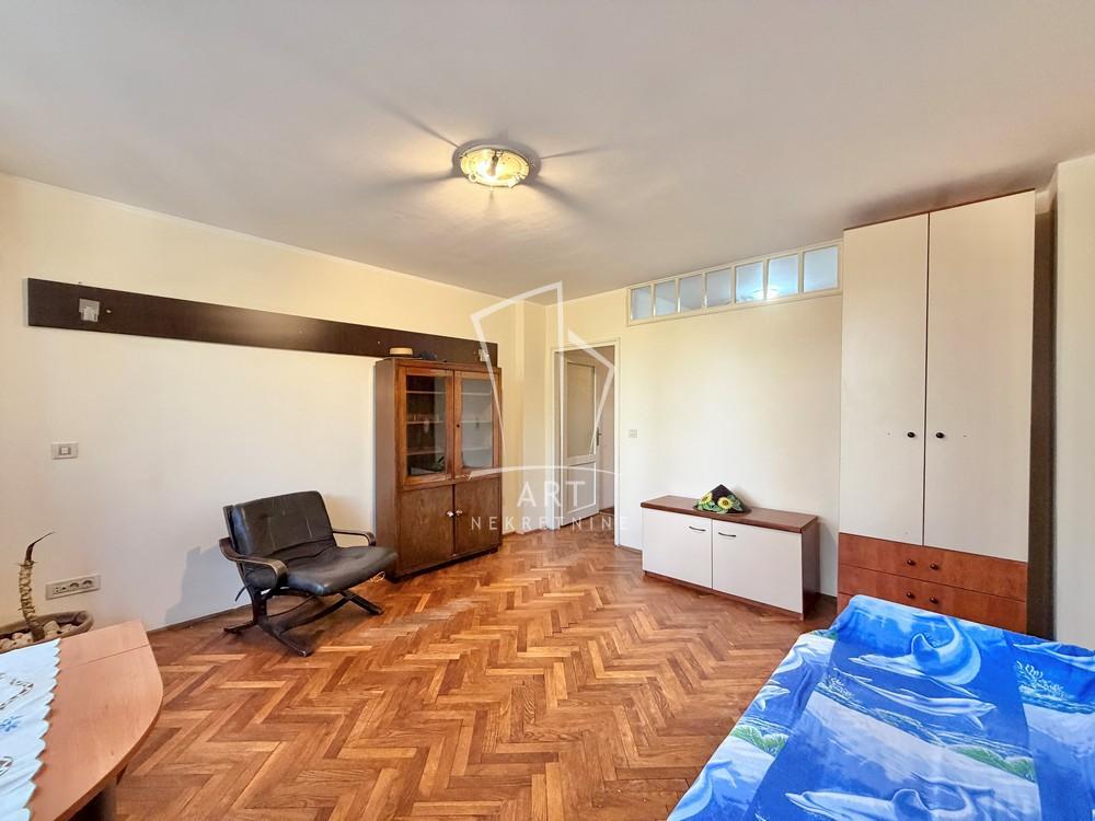 Glavna slika -Pariske komune, Jednosoban stan na prodaju, 33m2, 139.000€
