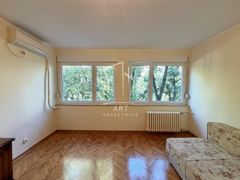 Slika 2 - Omladinskih brigada, Dvoiposoban stan na prodaju, 76m2, 278.000€