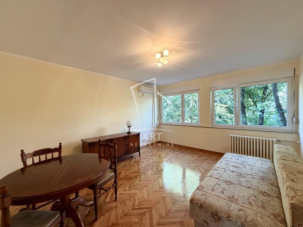 Glavna slika -Omladinskih brigada, Dvoiposoban stan na prodaju, 76m2, 278.000€
