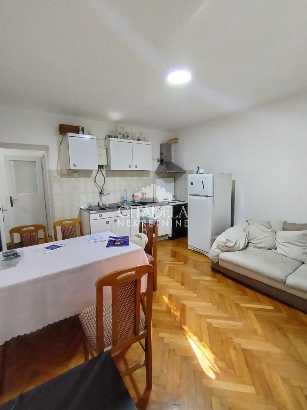 Glavna slika -Žarka Vukovića-Pucara, Dvoiposoban stan na prodaju, 47m2, 170.000€