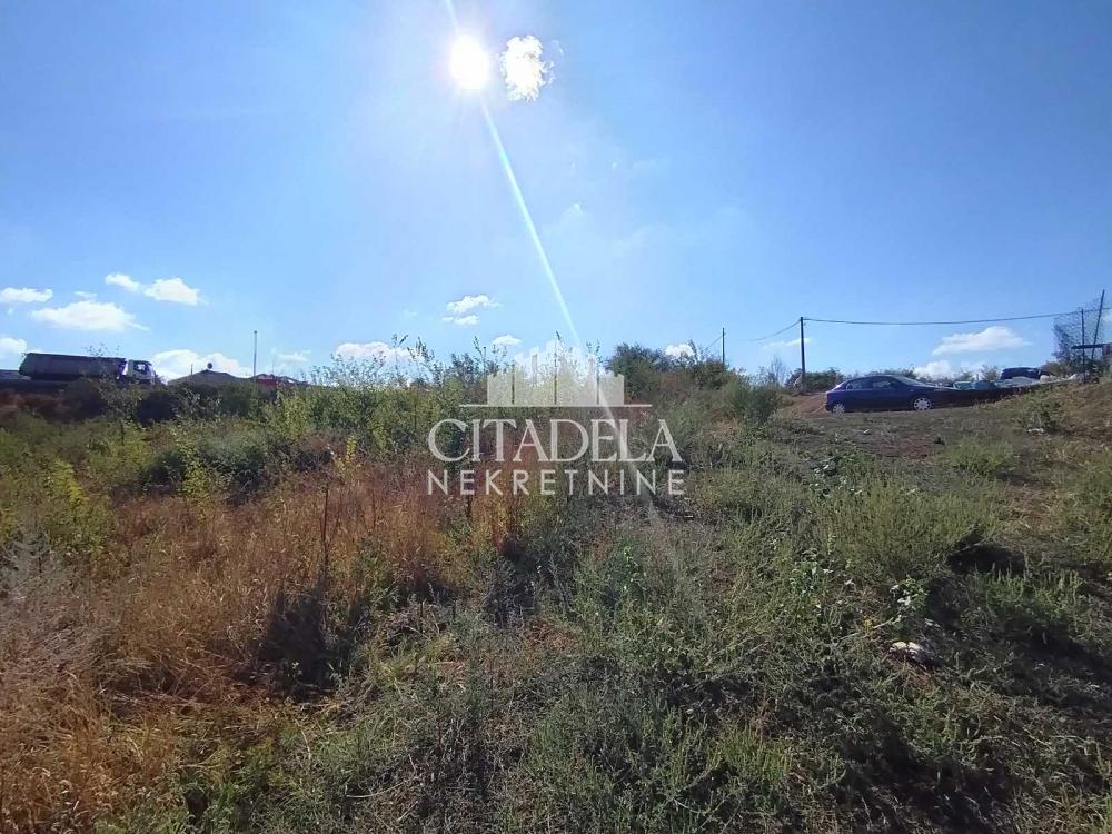 Slika 1 - Ibarska magistrala Plac na prodaju, Čukarica, Rušanj, 444.200€