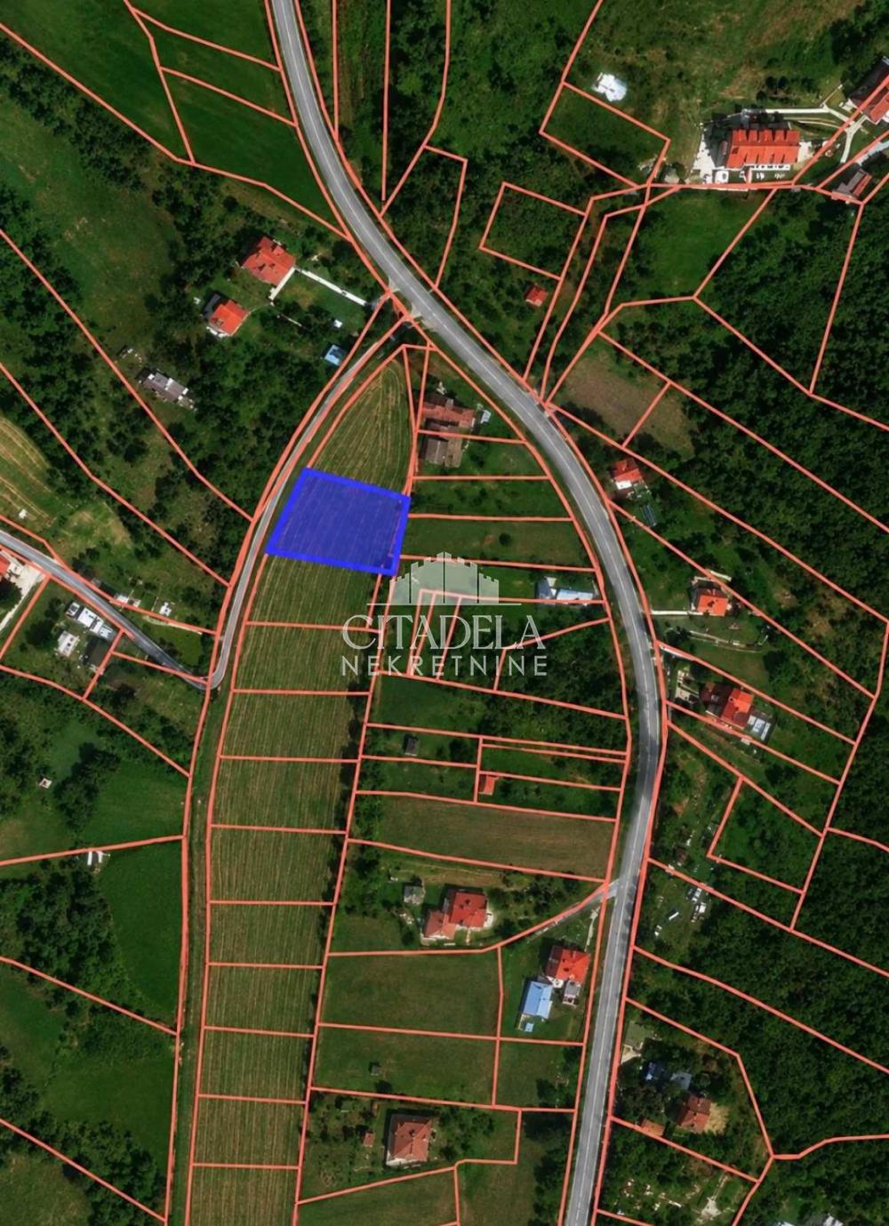 Slika 3 -  Plac na prodaju, Barajevo, Stara Lipovica, 37.500€