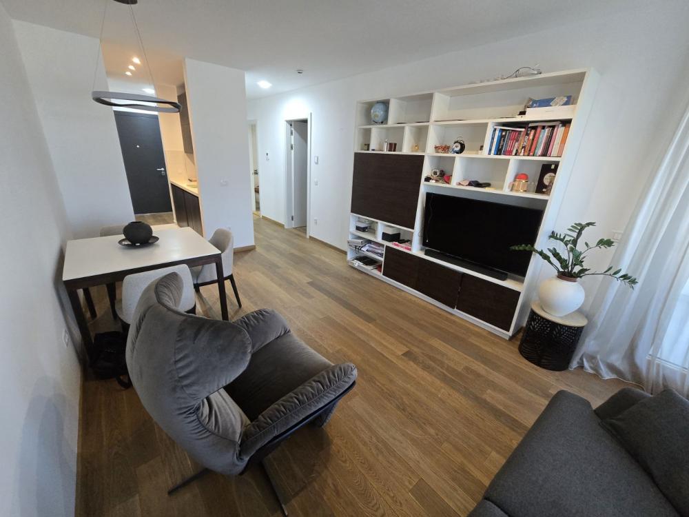 Slika 1 - Tadije Sondermajera, Dvosoban stan na prodaju, 54m2, 245.000€