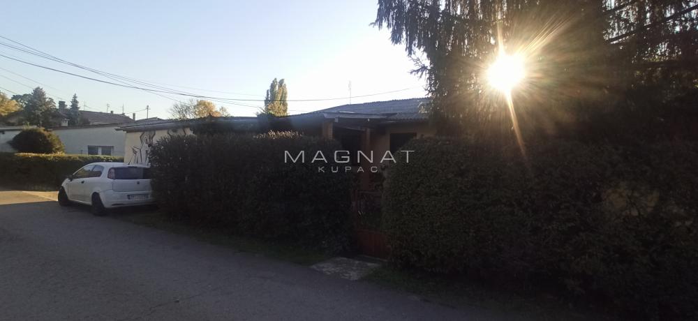 Slika 1 - Bulevar Patrijarha Pavla,  Kuća na prodaju, 74m2, 135.000€