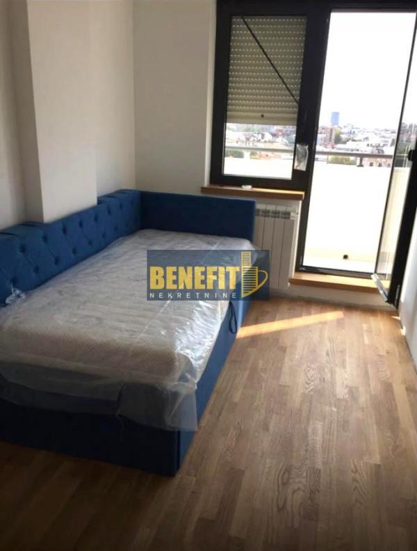 Slika 10 - Četvorosoban stan za izdavanje, 125m2, 2.000€