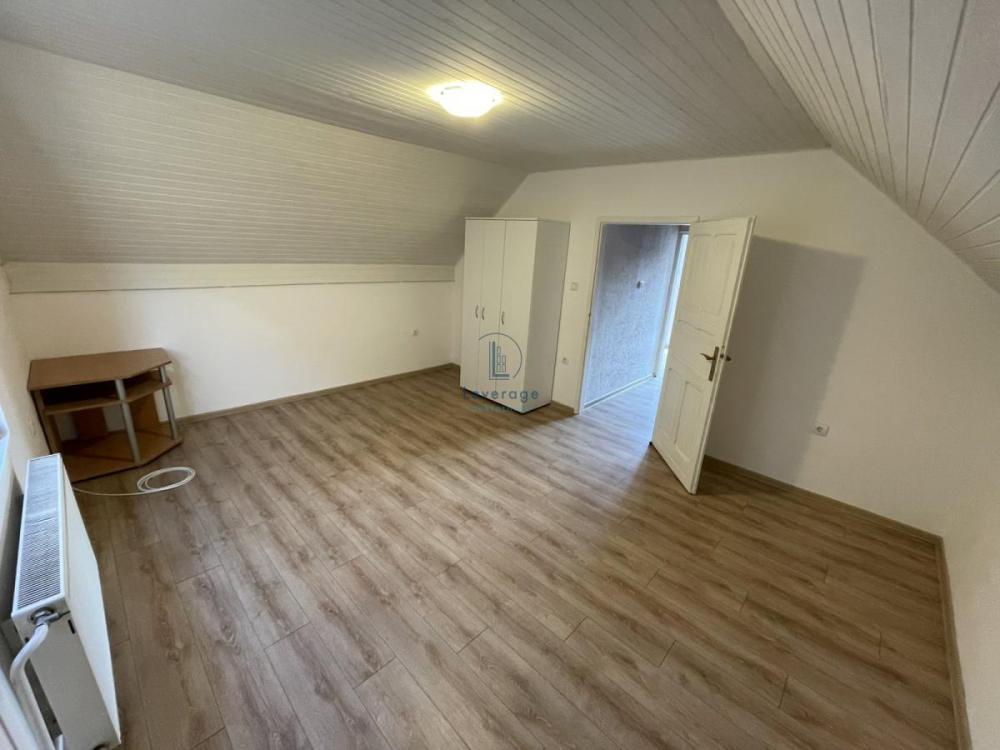 Slika 4 - Mačvanska,  Kuća za izdavanje, 95m2, 500€