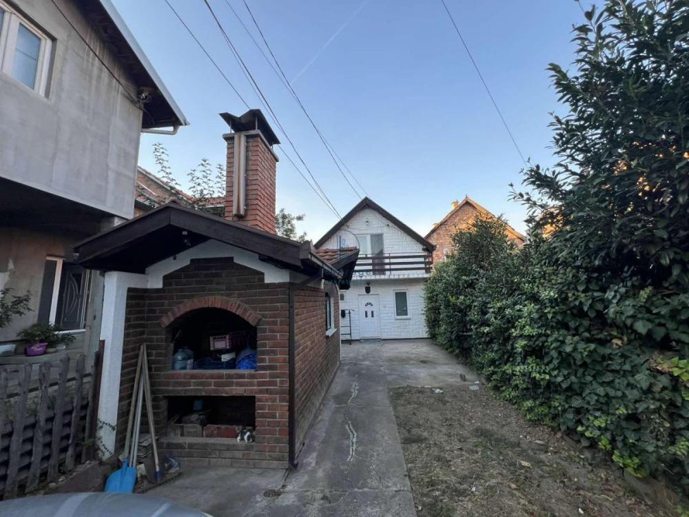 Slika 1 - Mačvanska,  Kuća za izdavanje, 95m2, 500€