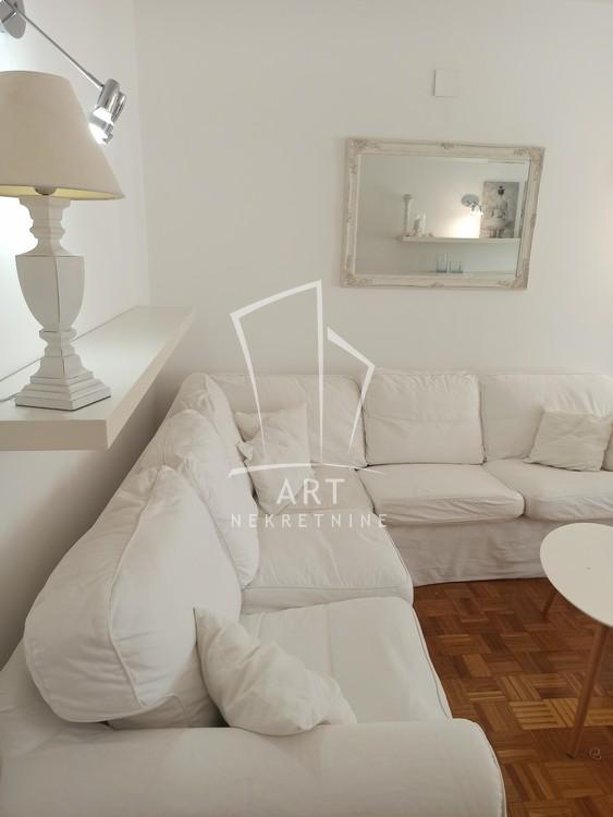 Slika 1 - Antifašističke borbe, Dvosoban stan za izdavanje, 49m2, 850€