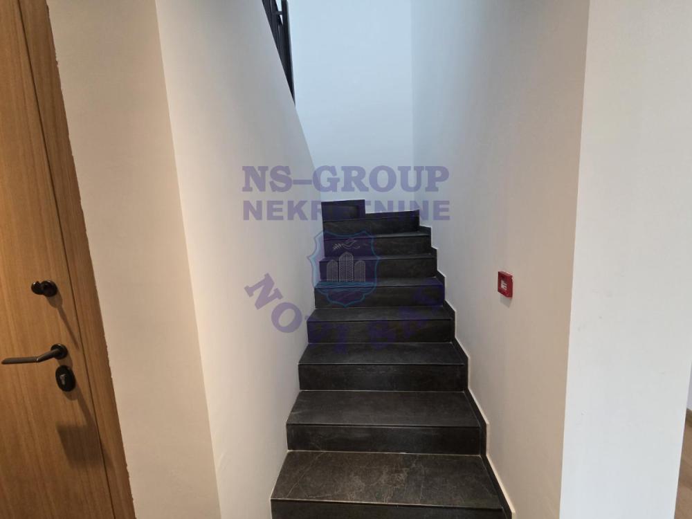 Slika 2 - Četvorosoban stan na prodaju, 242m2, 607.700€