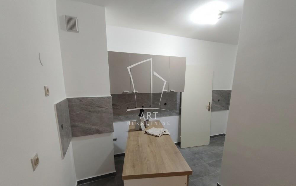 Slika 4 - Mirijevski Venac, Trosoban stan za izdavanje, 56m2, 600€