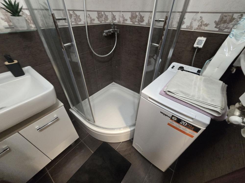 Slika 11 - Velisava Vulovića, Trosoban stan za izdavanje, 86m2, 1.500€