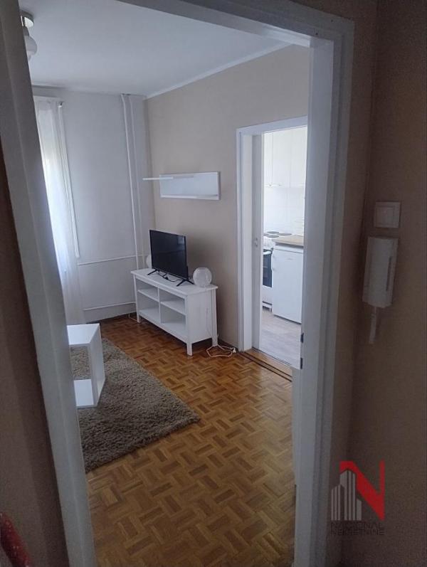 Slika 2 - BULEVAR KRALJA PETRA I, Jednosoban stan za izdavanje, 22m2, 270€