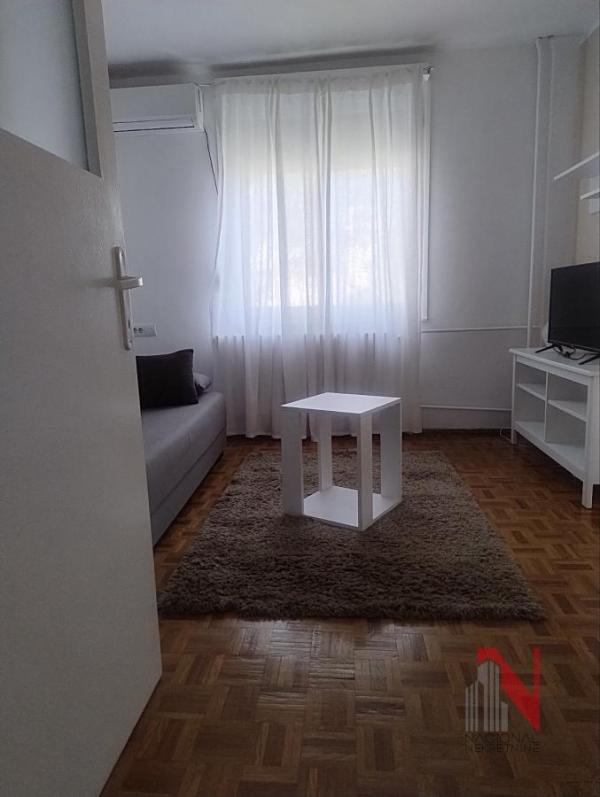 Slika 8 - BULEVAR KRALJA PETRA I, Jednosoban stan za izdavanje, 22m2, 270€
