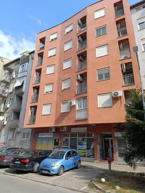 Glavna slika -Jednosoban stan za izdavanje, 25m2, 300€
