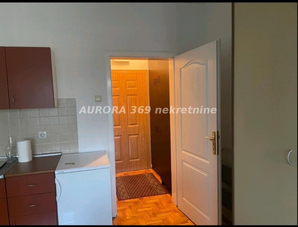 Slika 2 - Jednosoban stan za izdavanje, 24m2, 280€
