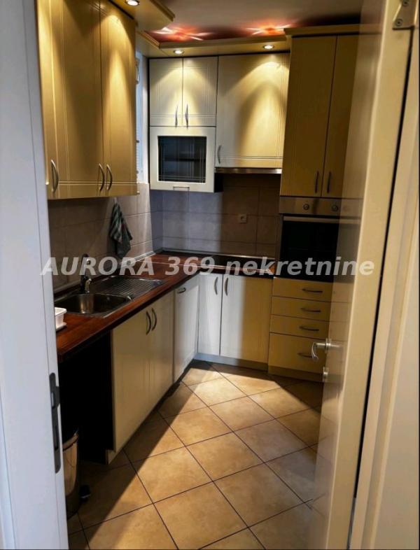 Slika 2 - Trosoban stan za izdavanje, 85m2, 500€