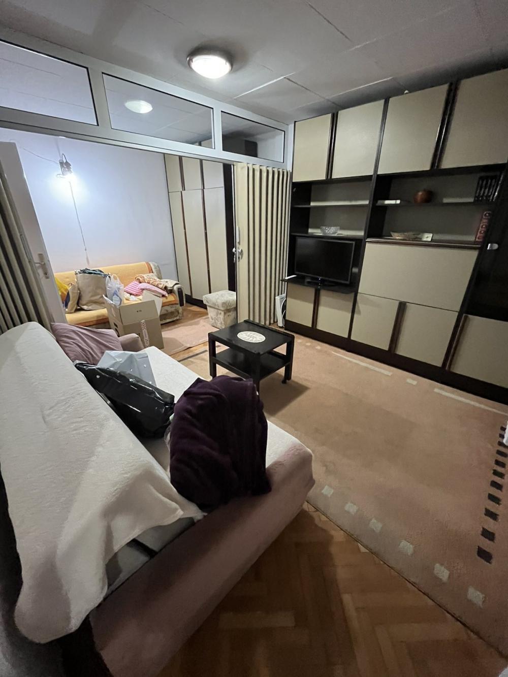 Glavna slika -Jednoiposoban stan za izdavanje, 44m2, 250€