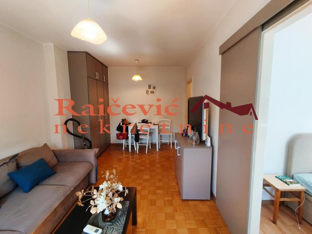 Slika 2 - Cara Nikolaja II, Jednoiposoban stan na prodaju, 27m2, 148.500€