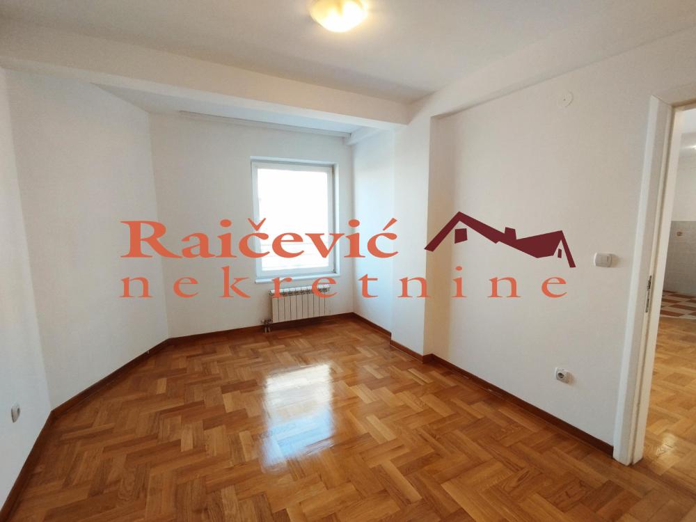 Slika 6 - Kajmakcalanska, Trosoban stan na prodaju, 65m2, 305.500€
