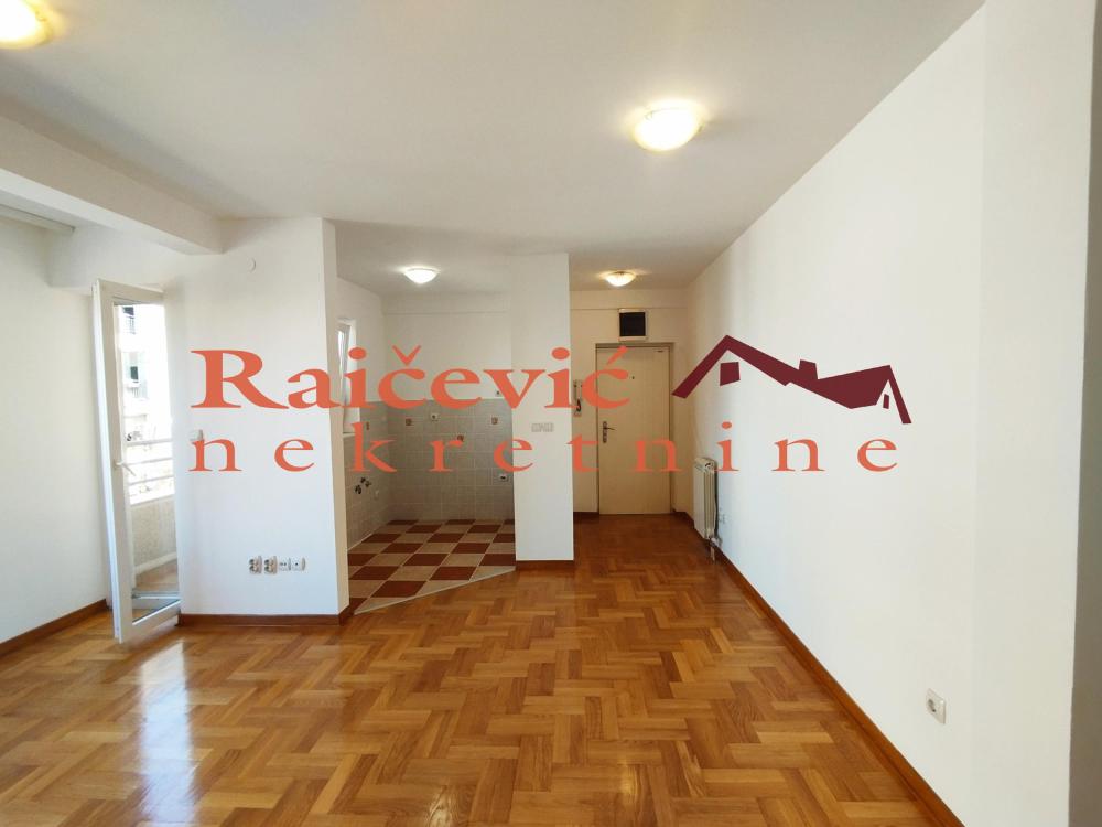 Slika 7 - Kajmakcalanska, Trosoban stan na prodaju, 65m2, 305.500€