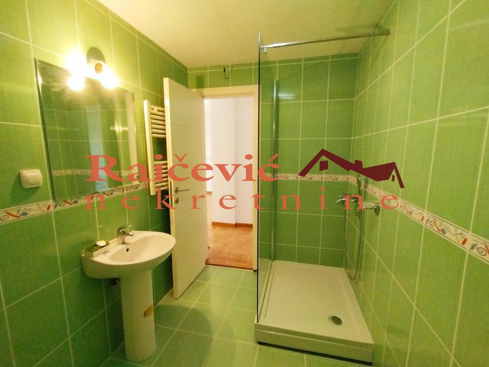 Slika 8 - Kajmakcalanska, Trosoban stan na prodaju, 65m2, 305.500€