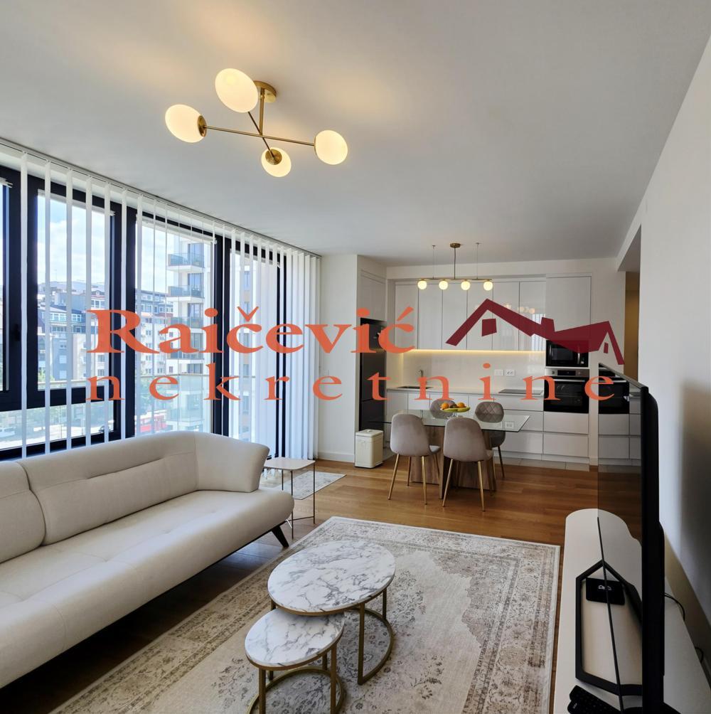 Glavna slika -Nikolaja Kravcova, Trosoban stan na prodaju, 77m2, 417.000€