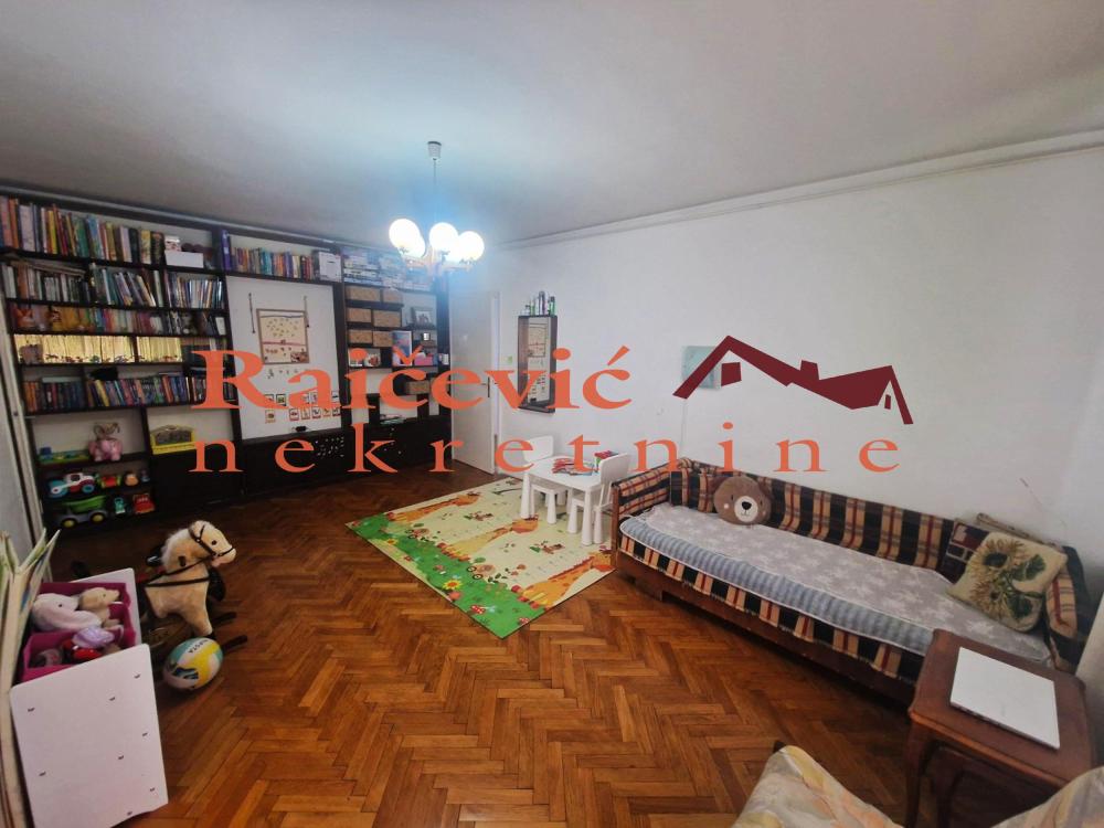 Slika 1 - Svetolika Rankovica, Troiposoban stan na prodaju, 81m2, 270.000€