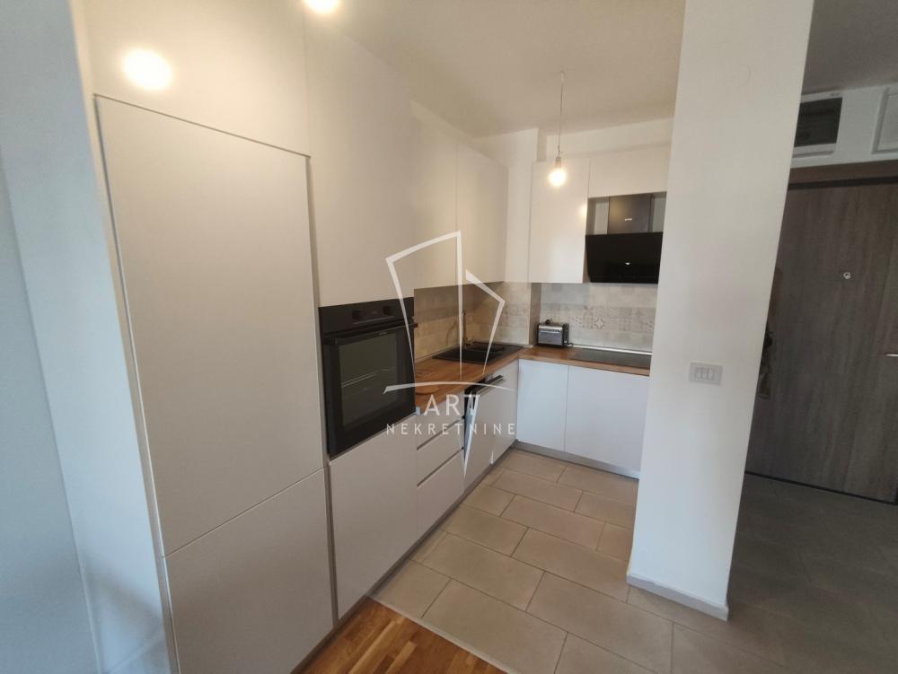 Slika 2 - Dragoslava Srejovića, Dvosoban stan za izdavanje, 53m2, 800€