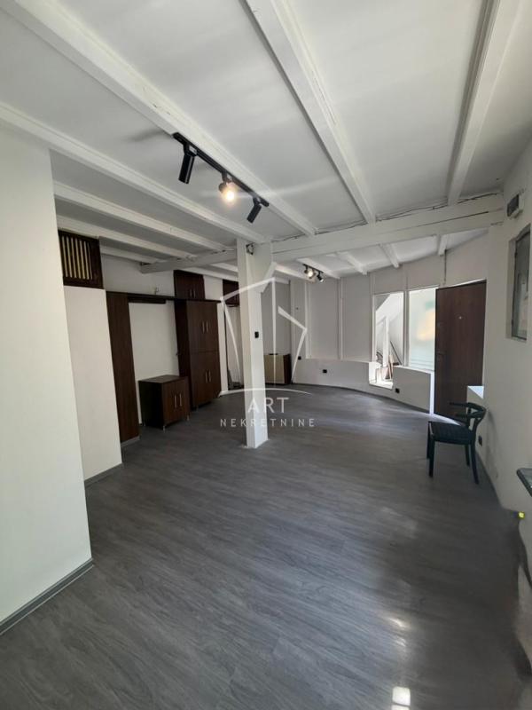 Slika 5 - Slovenska,  Lokal za izdavanje, 96m2, 1.300€