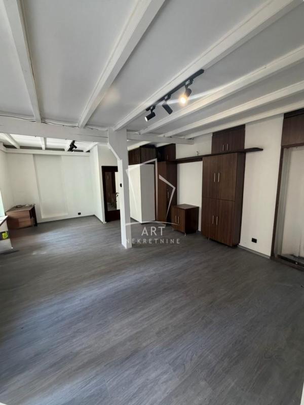 Slika 3 - Slovenska,  Lokal za izdavanje, 96m2, 1.300€