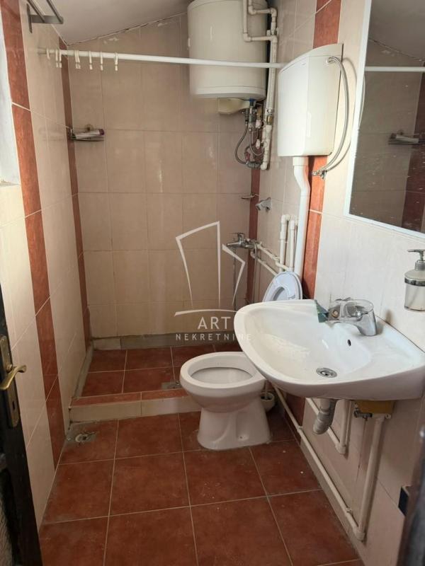 Slika 9 - Slovenska,  Lokal za izdavanje, 96m2, 1.300€