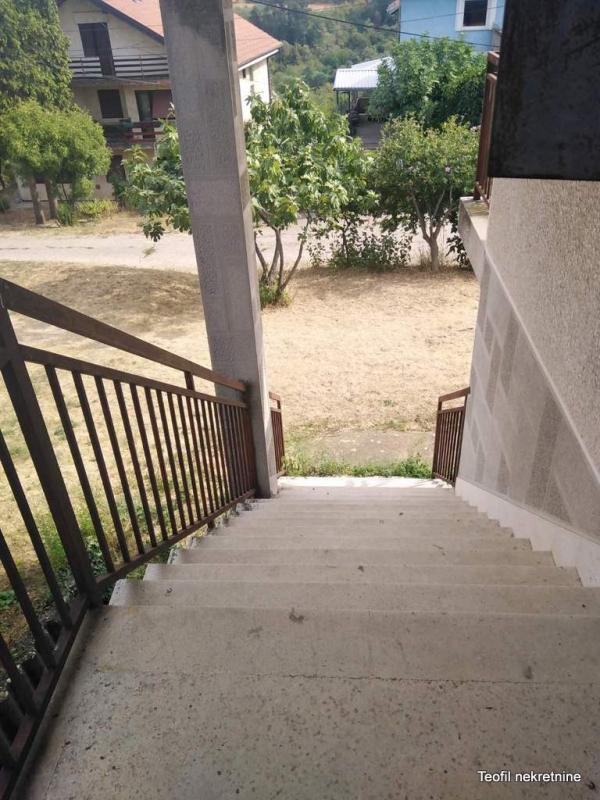 Slika 9 - Porodice Živanović, Kuća na prodaju, 350m2, 189.000€