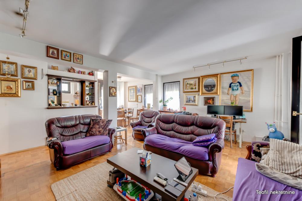 Slika 2 - Internacionalnih brigada, Četvorosoban stan na prodaju, 109m2, 455.000€
