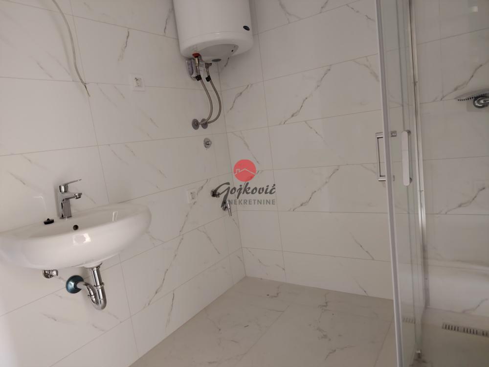 Slika 9 - Vitezova Karađorđeve Zvezde, Dvoiposoban stan na prodaju, 53m2, 145.750€