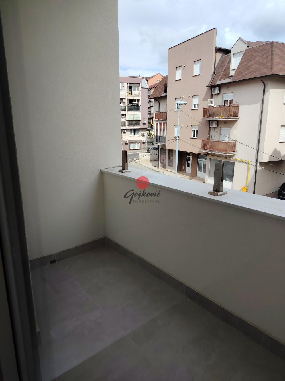 Slika 4 - Vitezova Karađorđeve Zvezde, Dvoiposoban stan na prodaju, 53m2, 145.750€