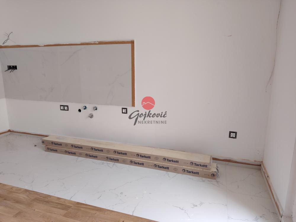 Slika 3 - Vitezova Karađorđeve Zvezde, Dvoiposoban stan na prodaju, 53m2, 145.750€