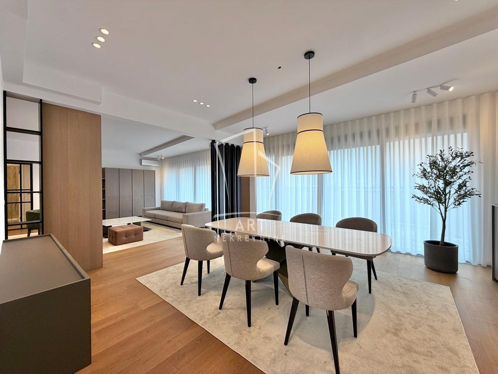Slika 5 - Bulevar oslobođenja, Četvorosoban stan za izdavanje, 202m2, 4.200€
