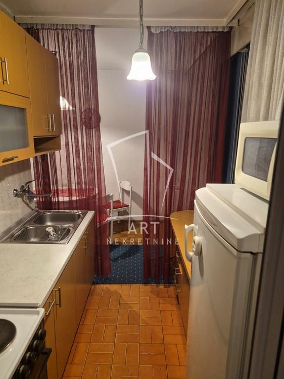 Slika 2 - Vladimira Tomanovića, Dvoiposoban stan za izdavanje, 66m2, 650€