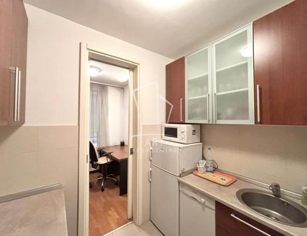 Slika 2 - Jurija Gagarina,  Lokal za izdavanje, 56m2, 800€